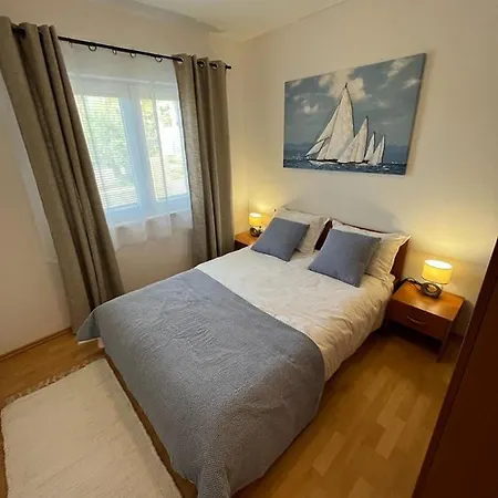 Apartment M A Kozino